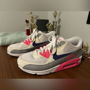 Nike Air Max 90 - women’s size 9 - pink, purple, white